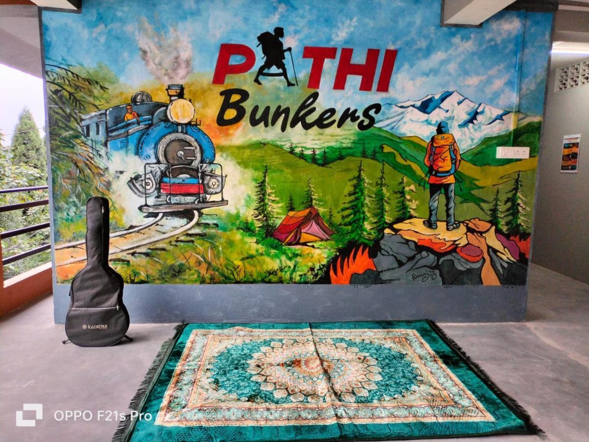 Pathi Bunkers Hostel Darjeeling  Luaran gambar