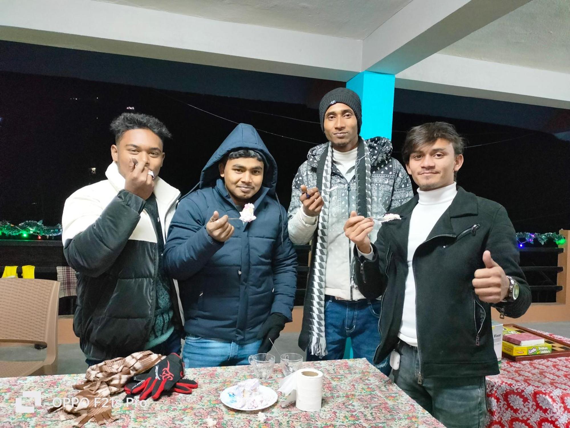 Pathi Bunkers Hostel Darjeeling  Luaran gambar