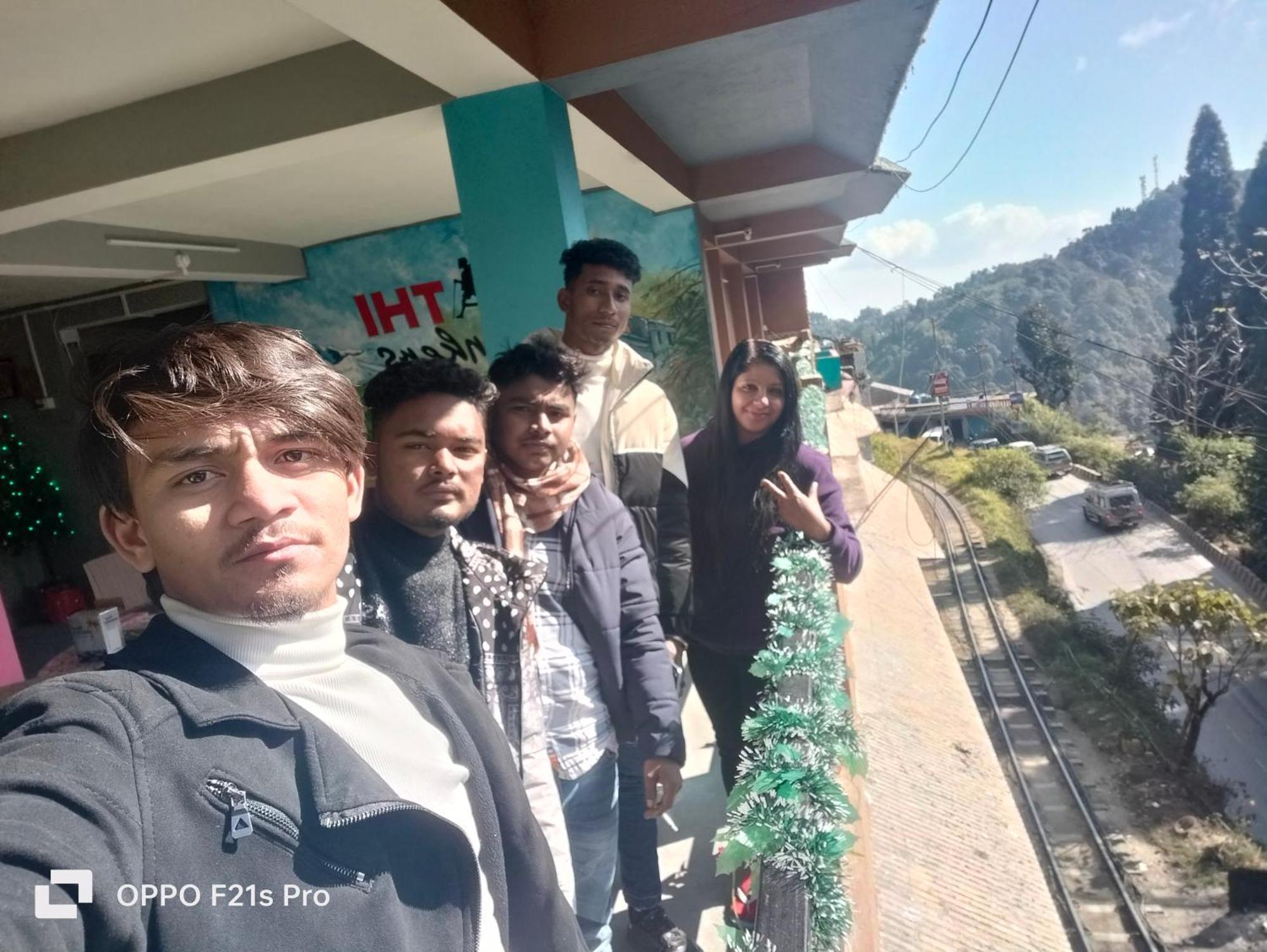 Pathi Bunkers Hostel Darjeeling  Luaran gambar