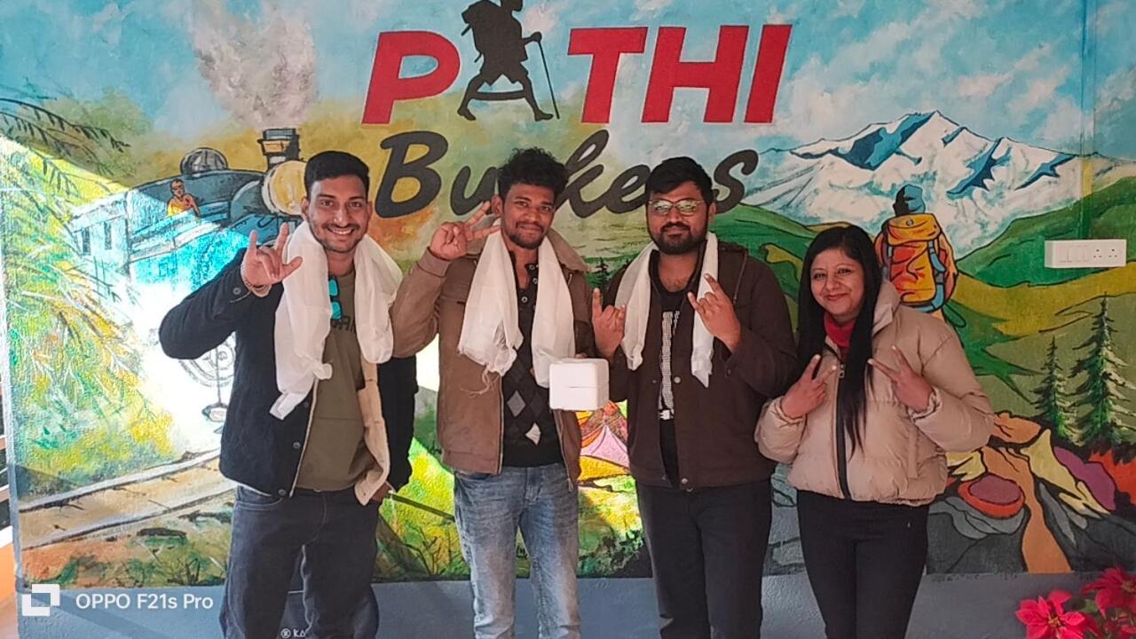 Pathi Bunkers Hostel Darjeeling  Luaran gambar