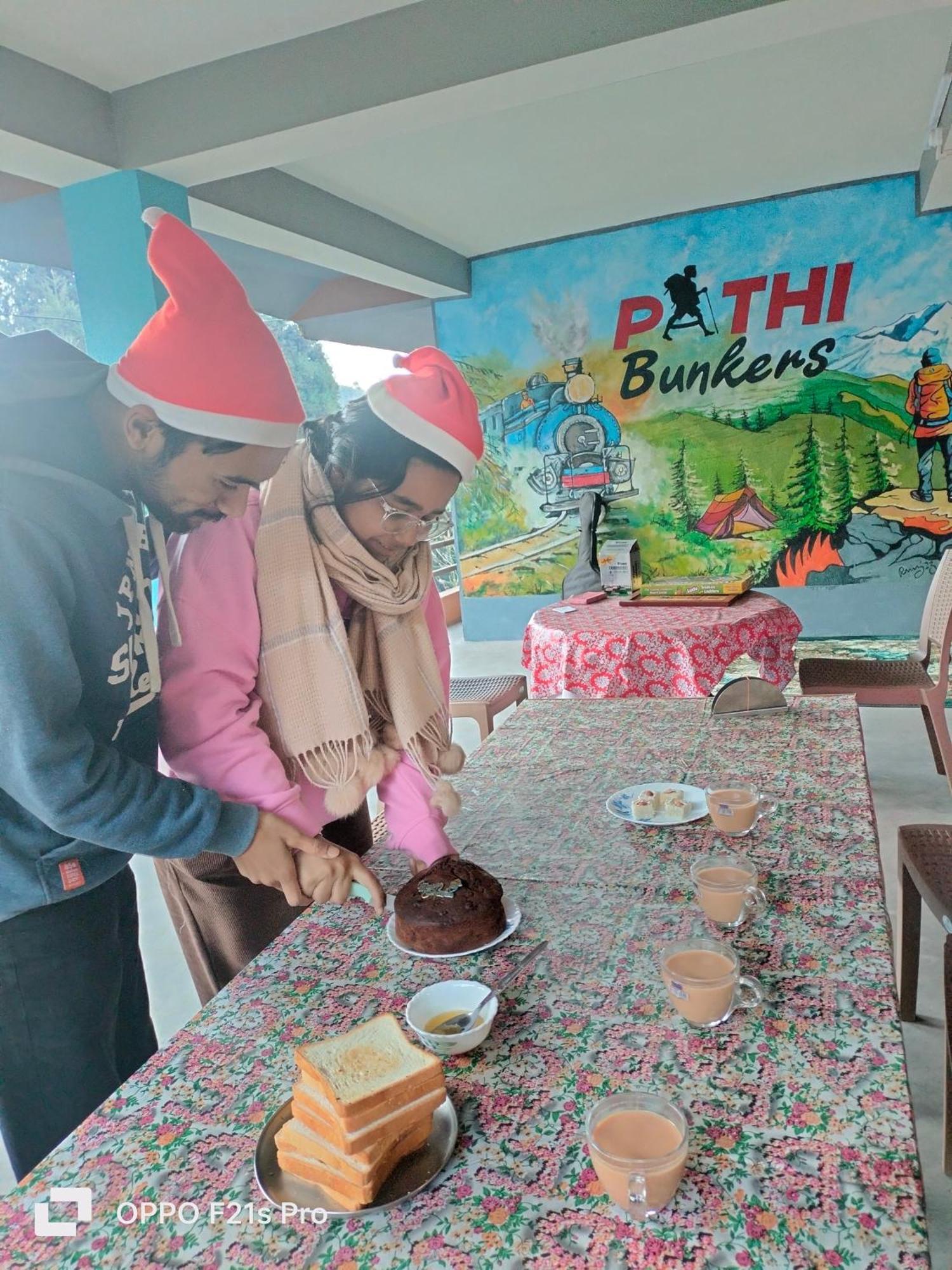 Pathi Bunkers Hostel Darjeeling  Luaran gambar